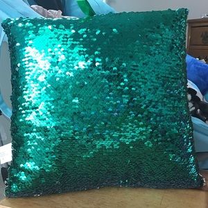 Flip Sequence Pillow